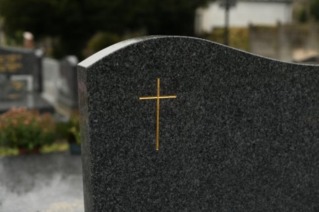 Guide pratique pour une organisation d'inhumation respectueuse des traditions